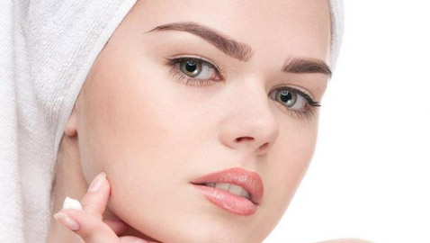 اليك طريقة عمل 6 خلطات كورية تساعد على تبييض الوجه