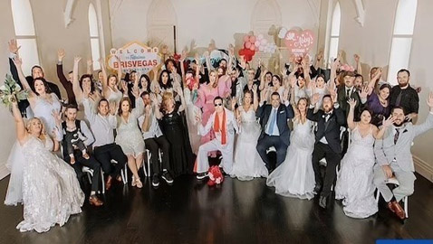 حفل زفاف جماعي مدهش لـ 25 عريساً وعروساً في أستراليا