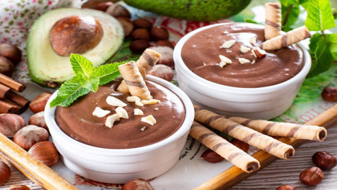 إليكم طريقة تحضير حلى الشوكولاتة بالأفوكادو للرجيم