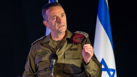 رئيس أركان الجيش الإسرائيلي: أنا من أرسلت أبناءكم ليموتوا في المعركة